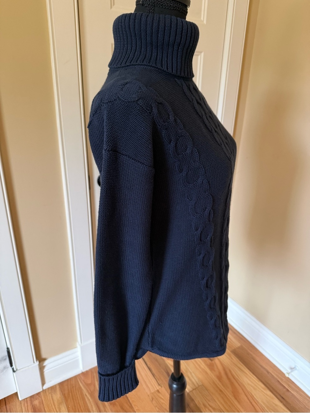 LL Bean Sweater Fisherman Cable Knit Turtleneck Pullover Navy Women’s Size XS - Picture 3 of 13